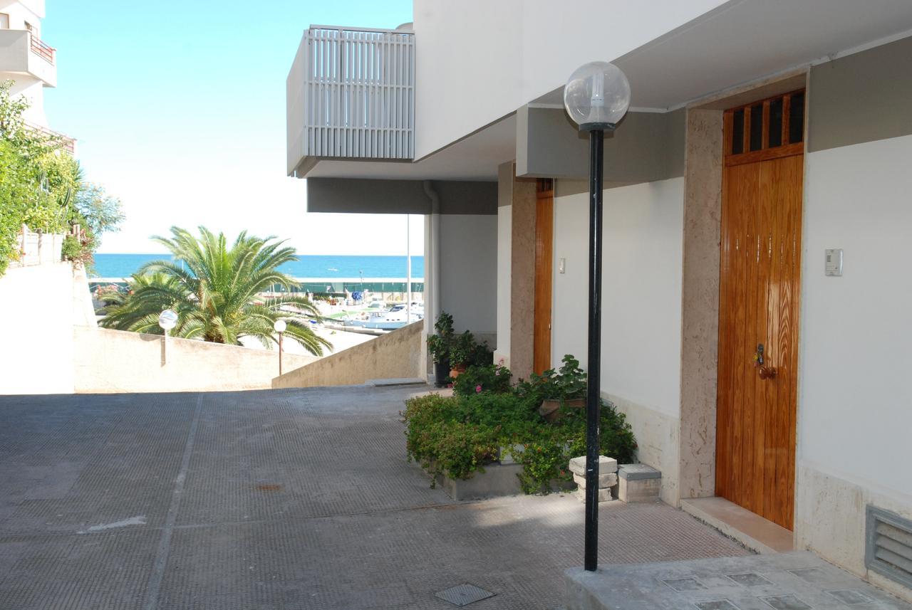 B&B La Baia Bisceglie Exterior foto