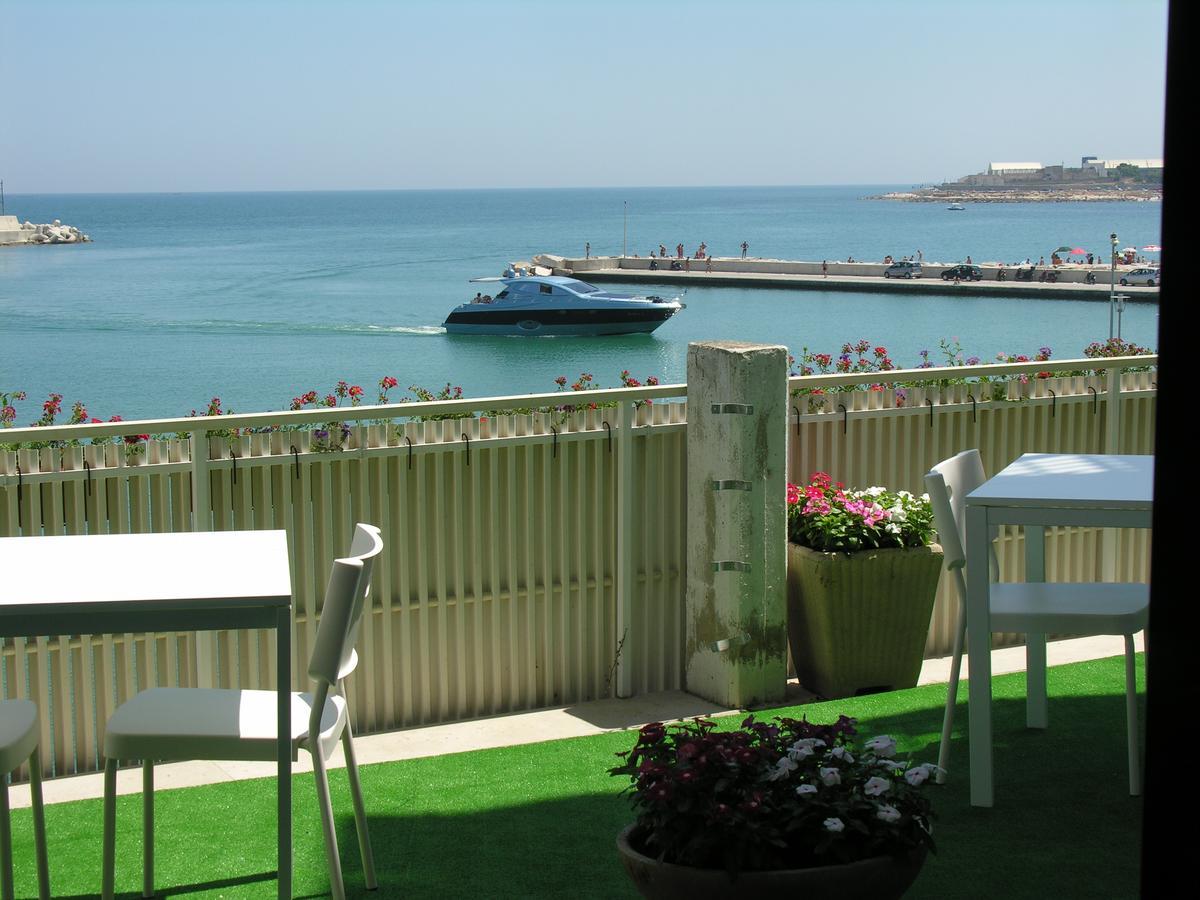 B&B La Baia Bisceglie Exterior foto